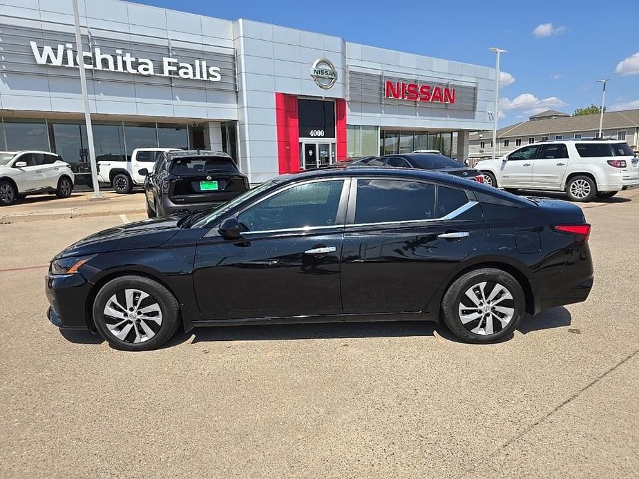 used 2023 Nissan Altima car, priced at $22,900