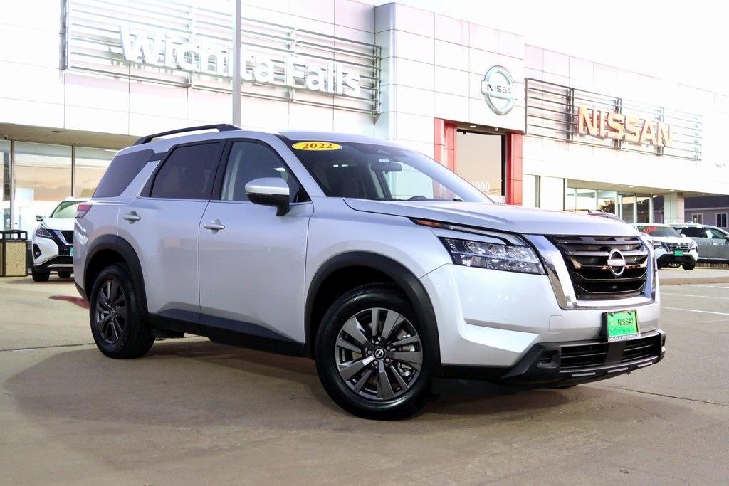 used 2022 Nissan Pathfinder car, priced at $26,085