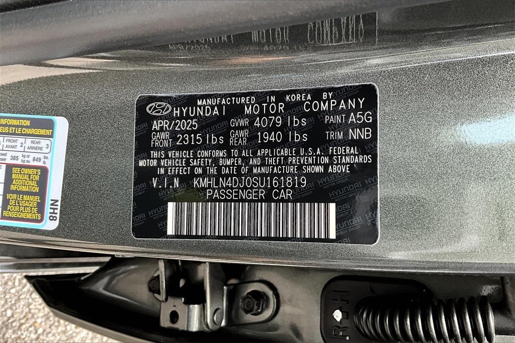 new 2025 Hyundai ELANTRA HEV car, priced at $29,182