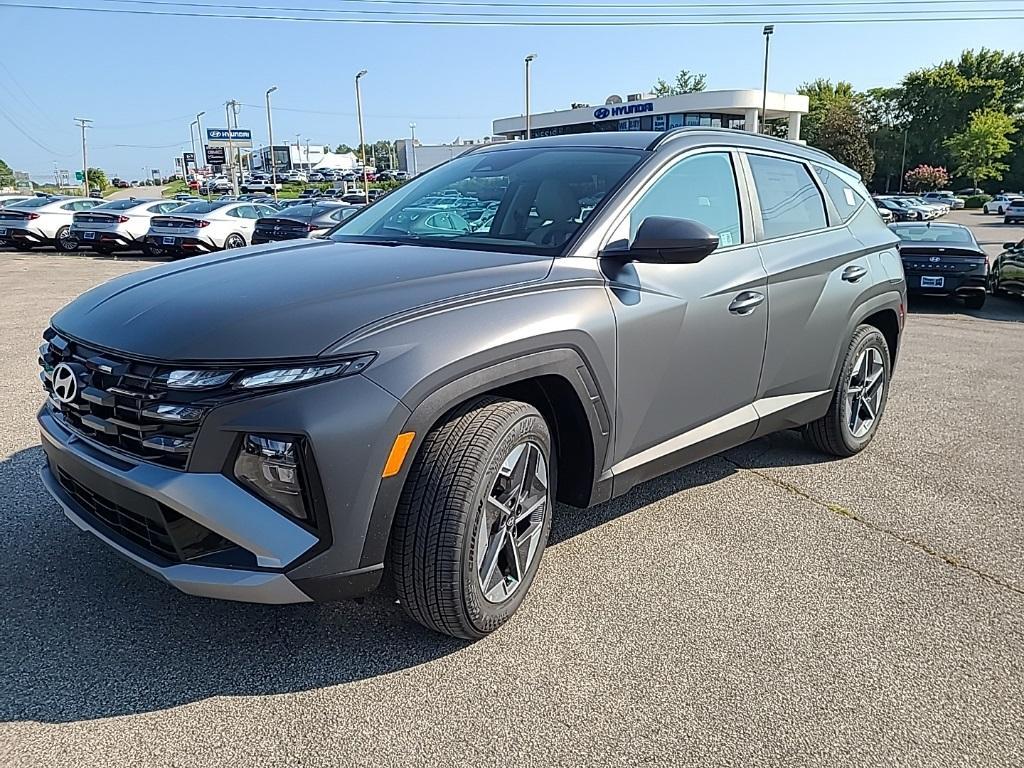 new 2025 Hyundai Tucson car, priced at $33,285