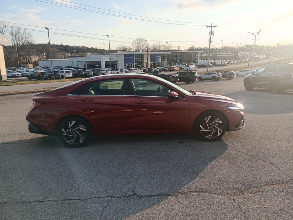 new 2025 Hyundai ELANTRA HEV car, priced at $31,575