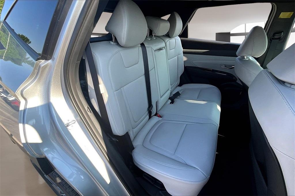 new 2025 Hyundai TUCSON Hybrid car, priced at $40,721