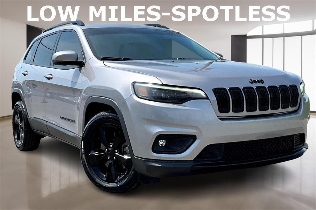 used 2019 Jeep Cherokee car, priced at $18,995