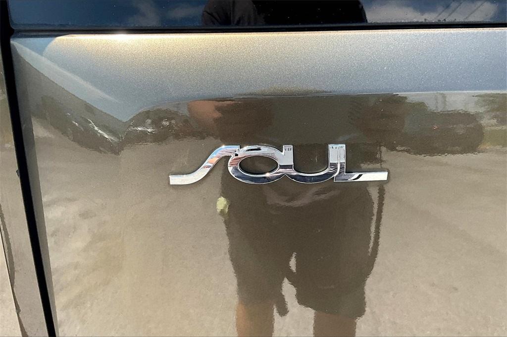 used 2013 Kia Soul car, priced at $5,995