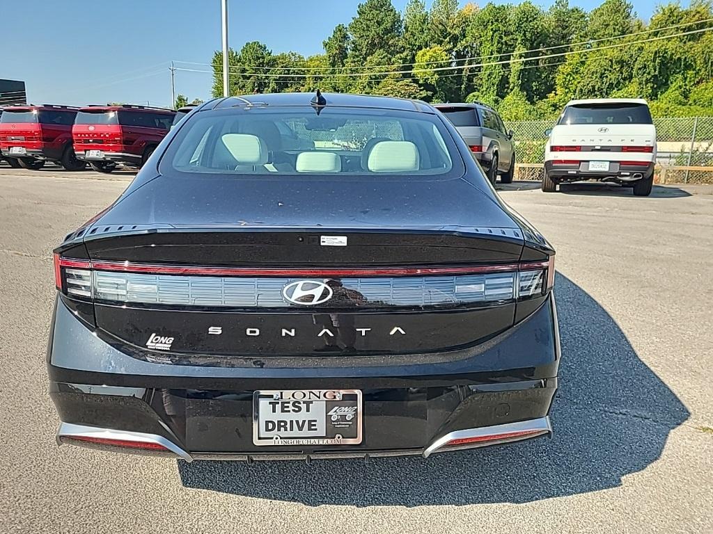 new 2024 Hyundai Sonata car, priced at $32,225