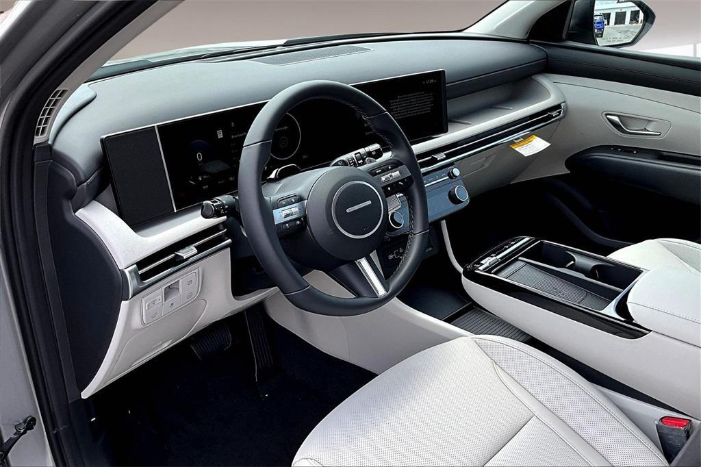 new 2025 Hyundai TUCSON Hybrid car, priced at $33,819