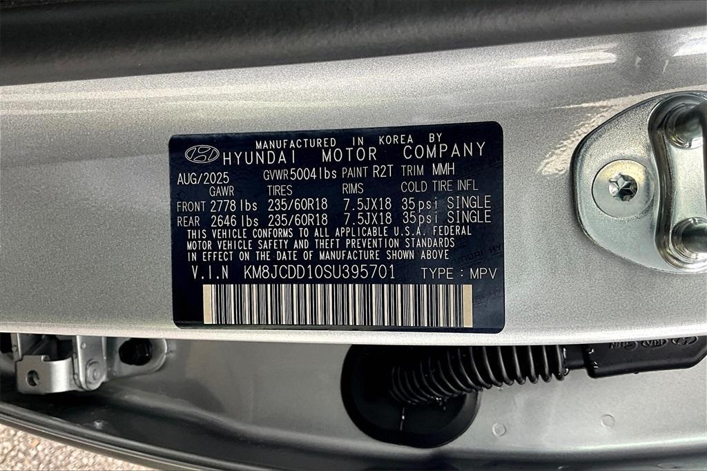 new 2025 Hyundai TUCSON Hybrid car, priced at $33,819