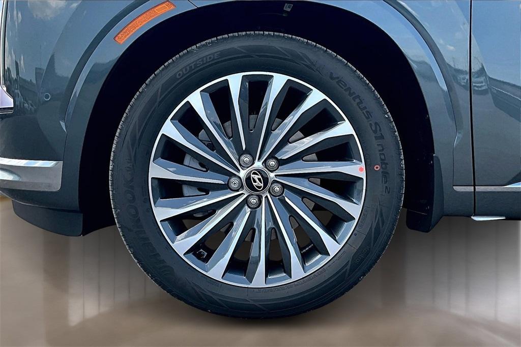 new 2025 Hyundai Palisade car, priced at $50,212
