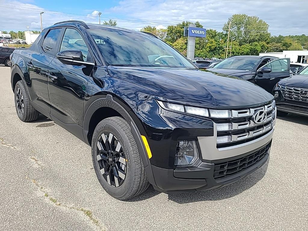 new 2025 Hyundai SANTA CRUZ car, priced at $32,180