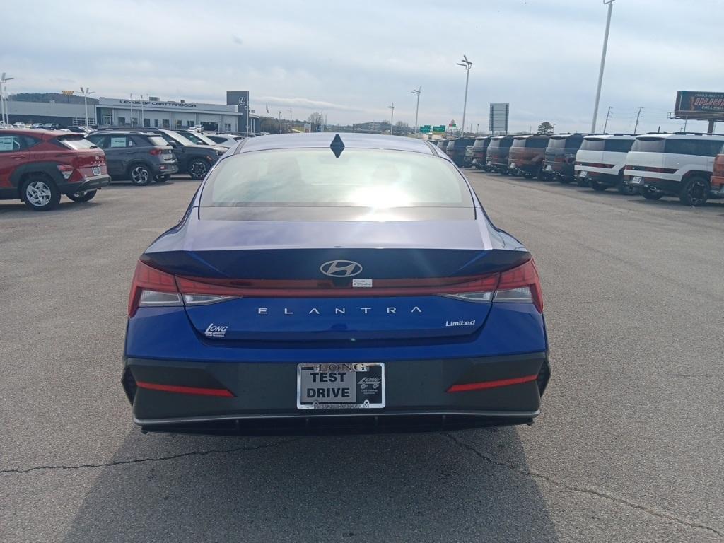 new 2025 Hyundai Elantra car, priced at $28,385