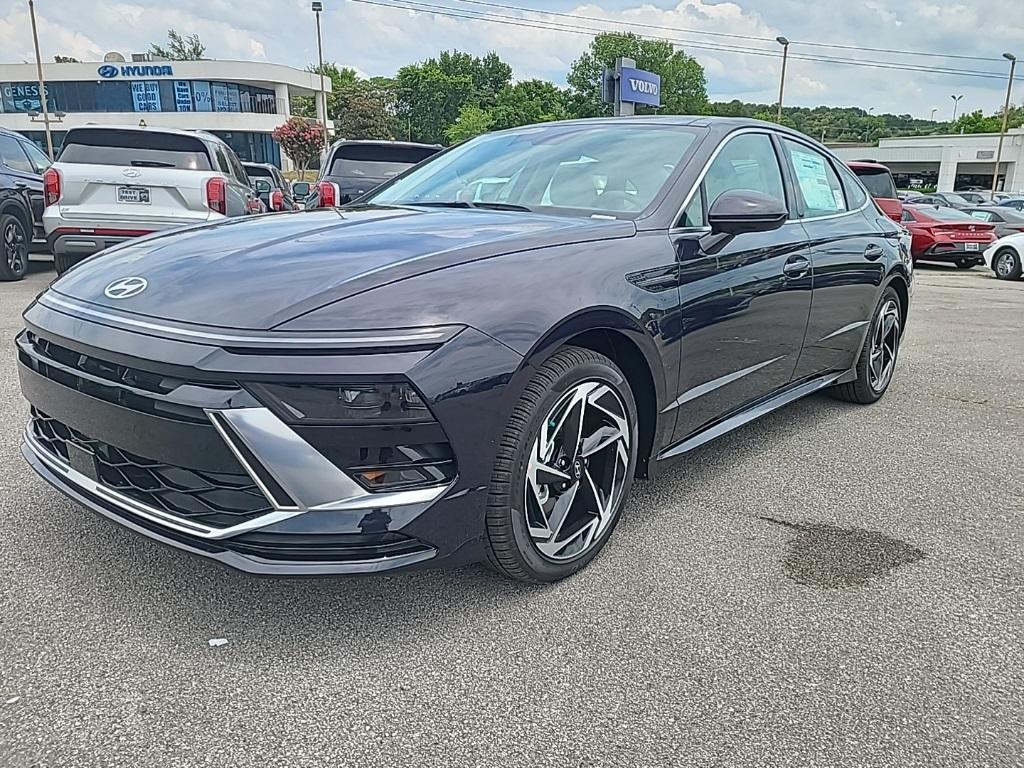 new 2024 Hyundai Sonata car, priced at $32,250