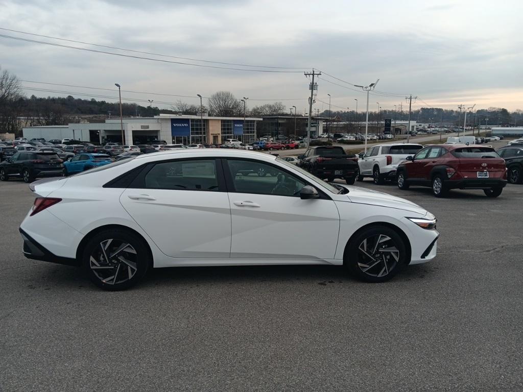 new 2025 Hyundai Elantra car, priced at $25,410