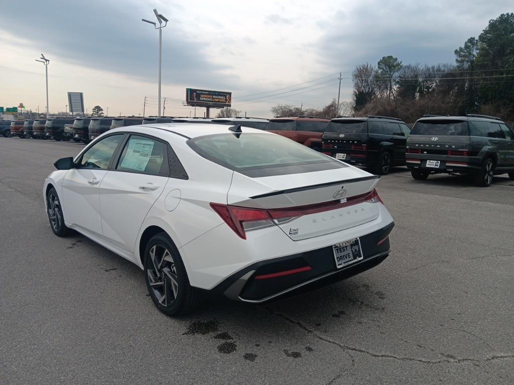 new 2025 Hyundai Elantra car, priced at $25,410