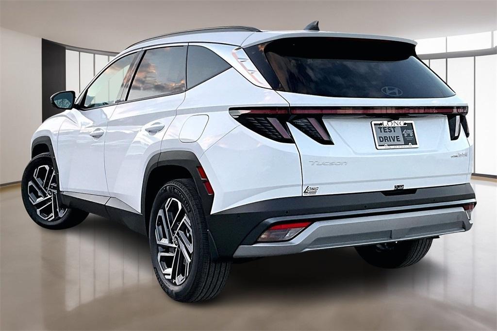 new 2026 Hyundai TUCSON Hybrid car, priced at $39,924
