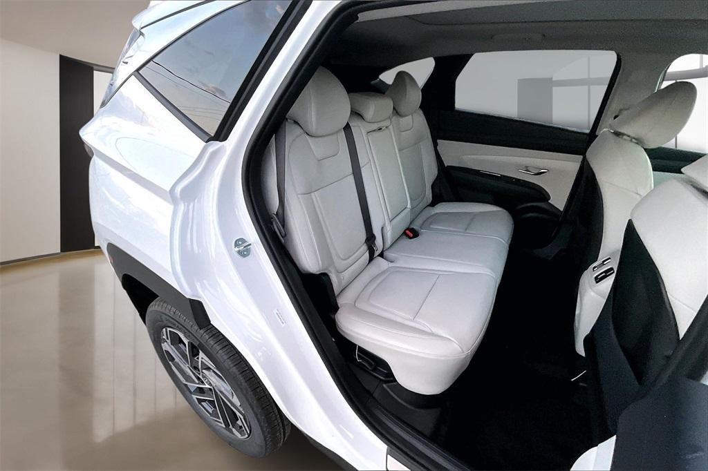 new 2026 Hyundai TUCSON Hybrid car, priced at $39,924