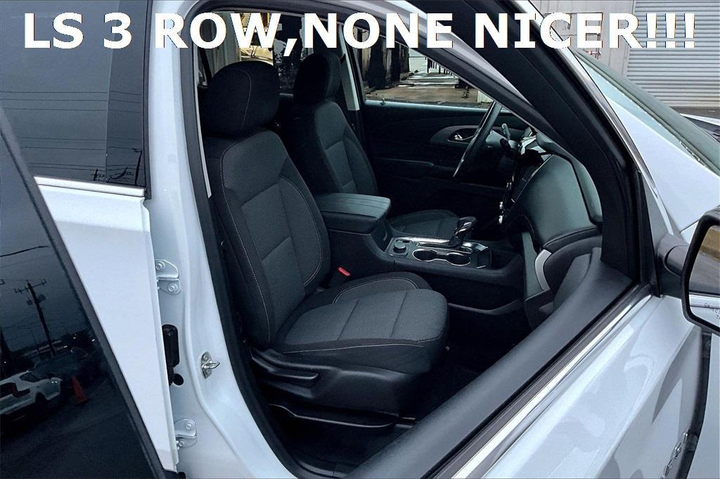 used 2021 Chevrolet Traverse car, priced at $22,988