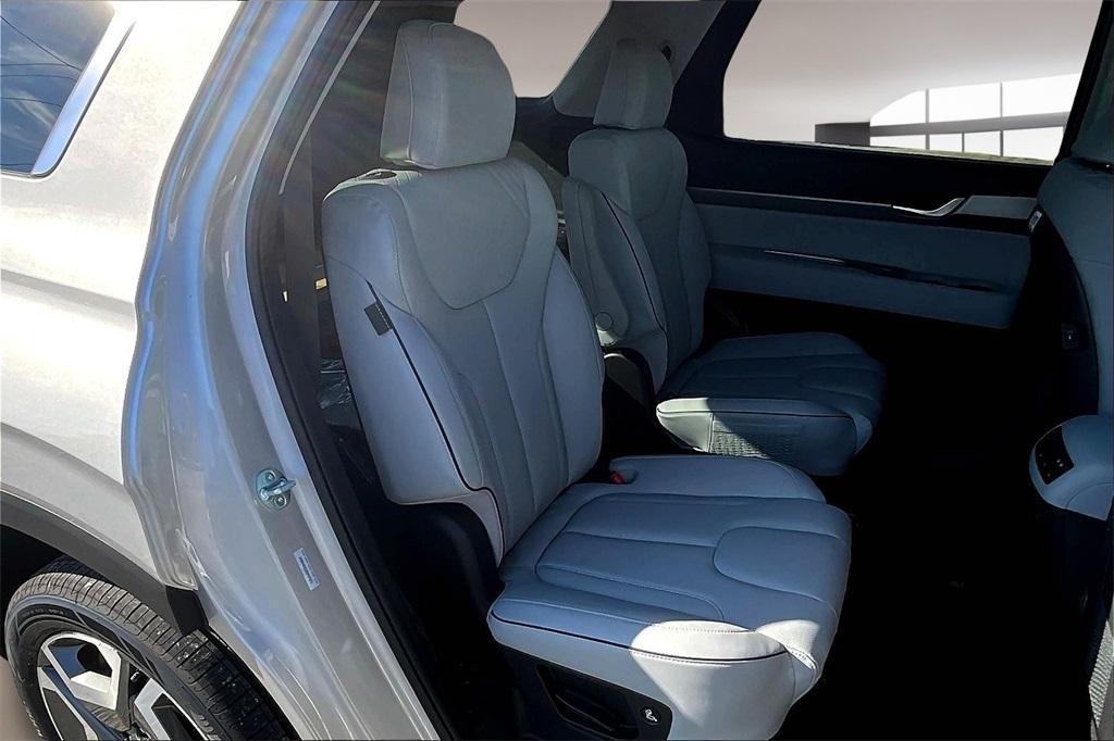 new 2025 Hyundai Palisade car, priced at $45,054