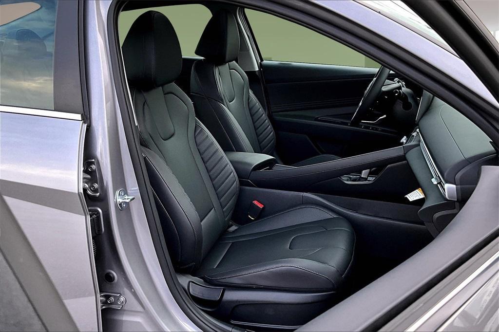new 2025 Hyundai ELANTRA HEV car, priced at $29,717