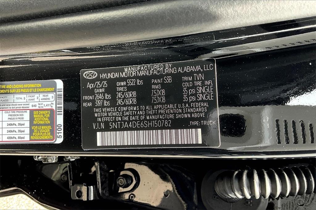new 2025 Hyundai SANTA CRUZ car, priced at $29,437