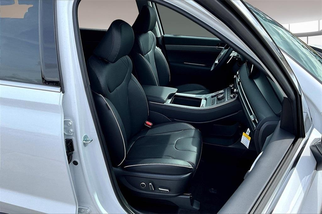 new 2025 Hyundai Palisade car, priced at $44,594