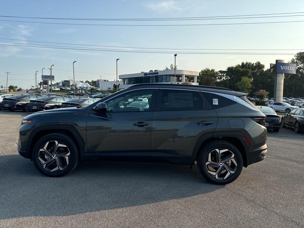 new 2024 Hyundai TUCSON Hybrid car, priced at $37,145