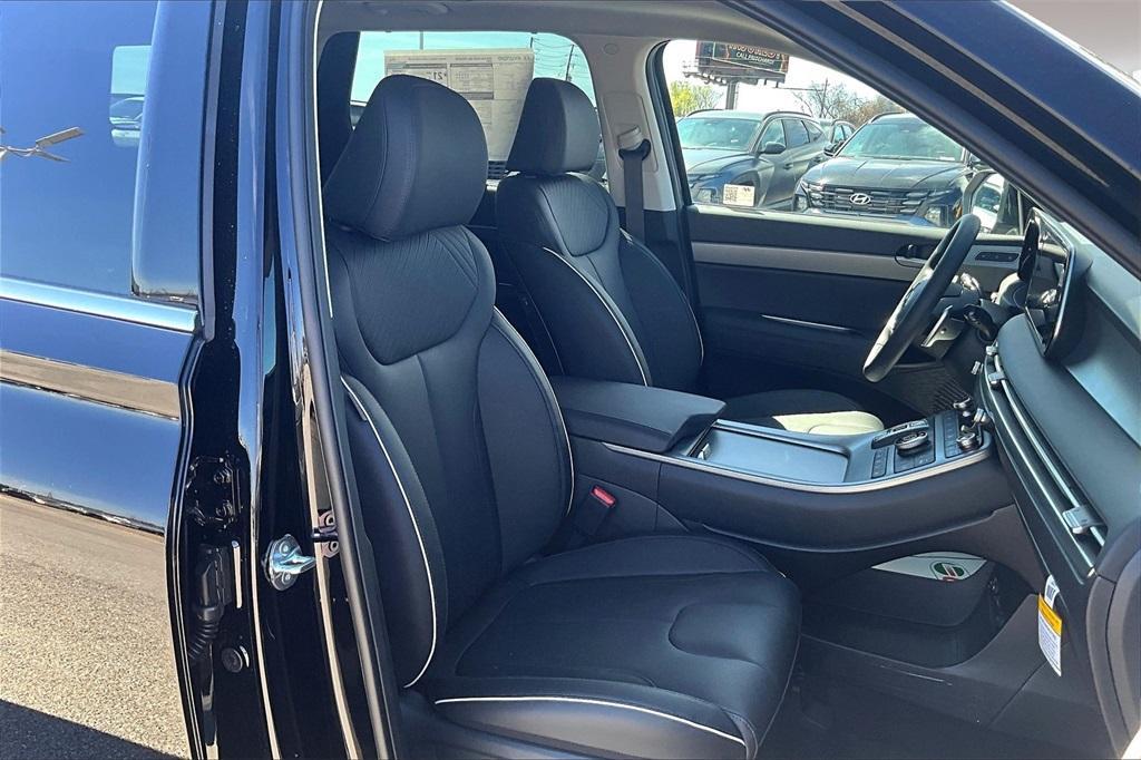 new 2025 Hyundai Palisade car, priced at $43,573