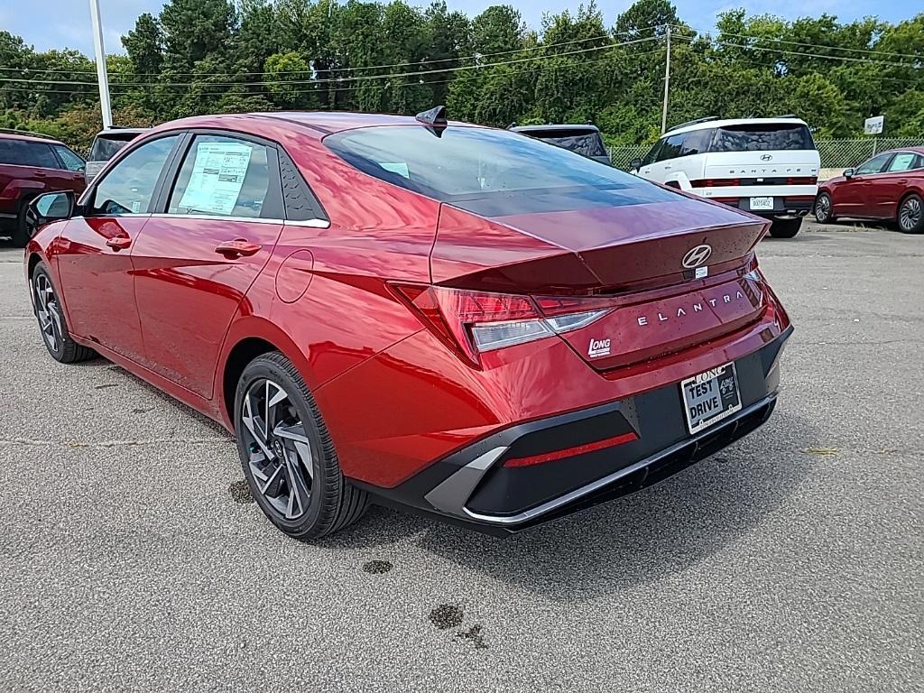 new 2024 Hyundai Elantra car, priced at $27,020