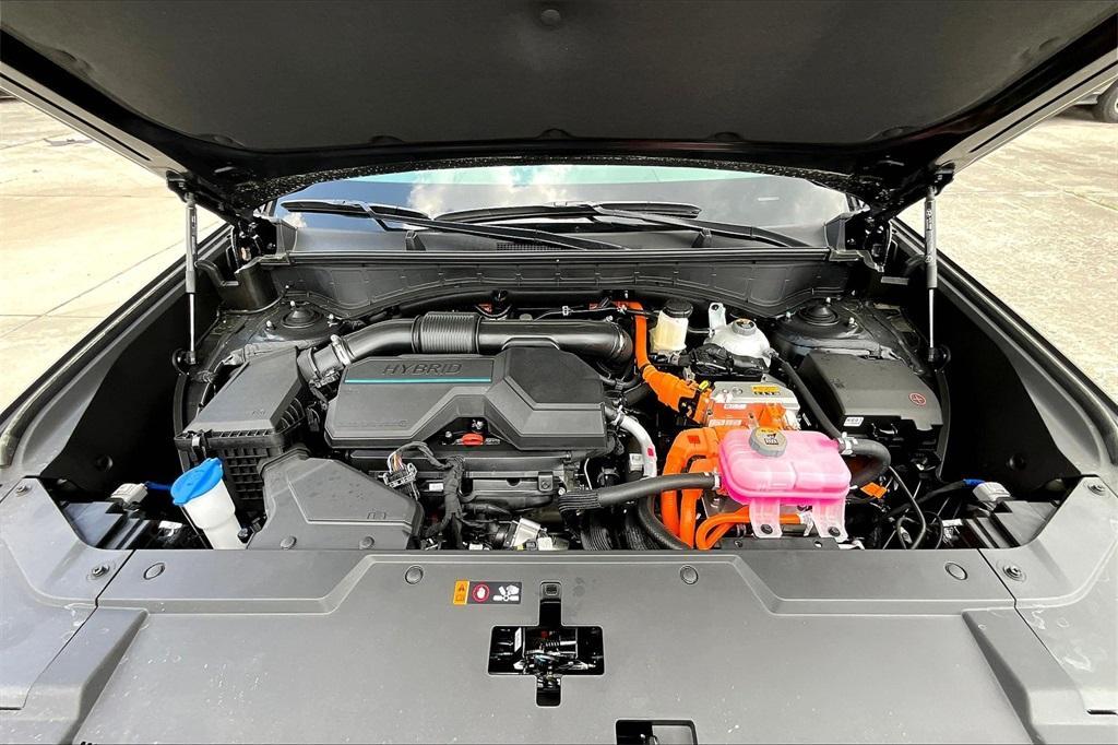 new 2025 Hyundai SANTA FE HEV car, priced at $45,195