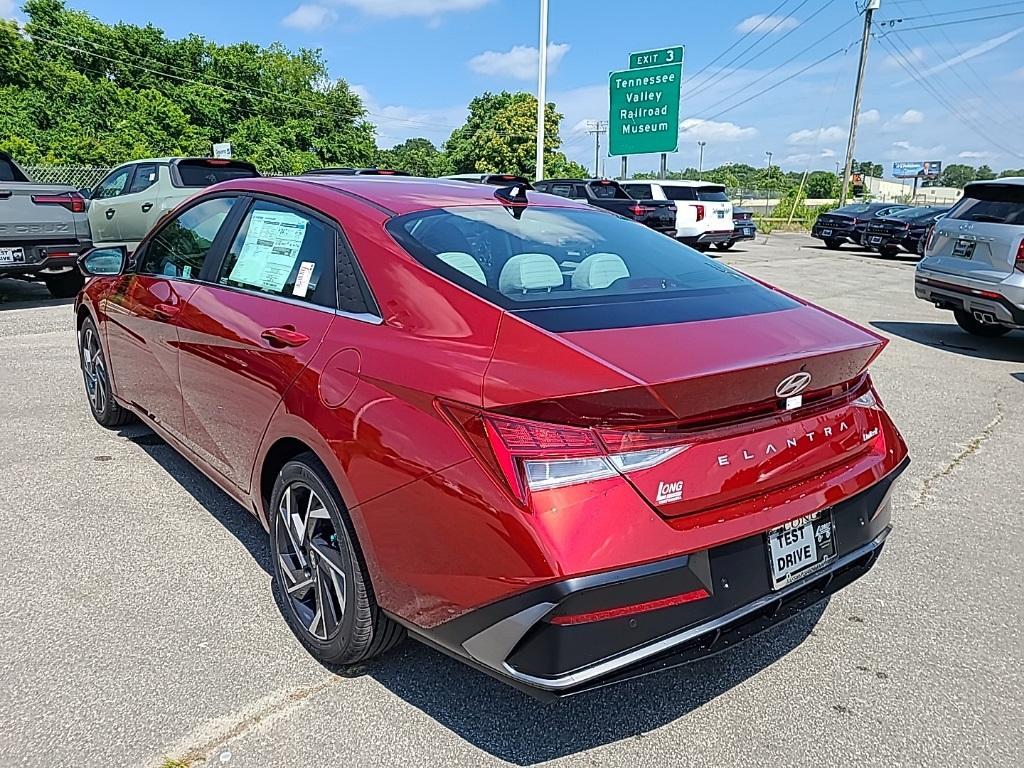 new 2024 Hyundai Elantra car, priced at $28,760