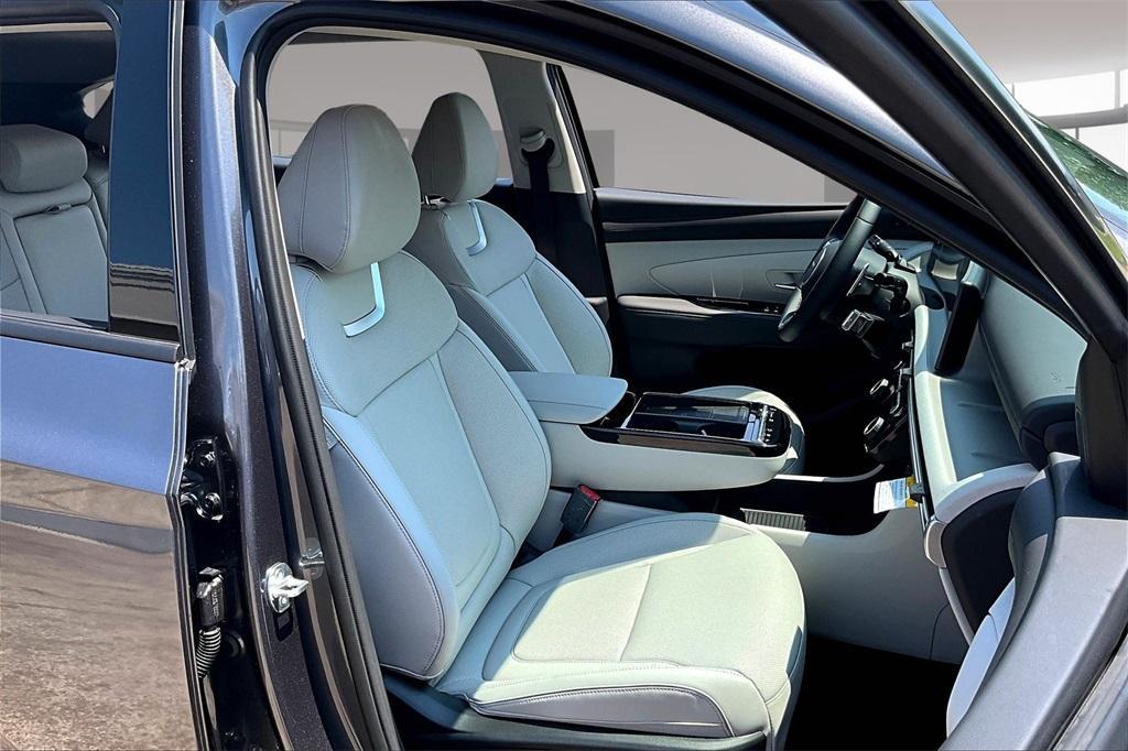 new 2025 Hyundai TUCSON Hybrid car, priced at $40,771