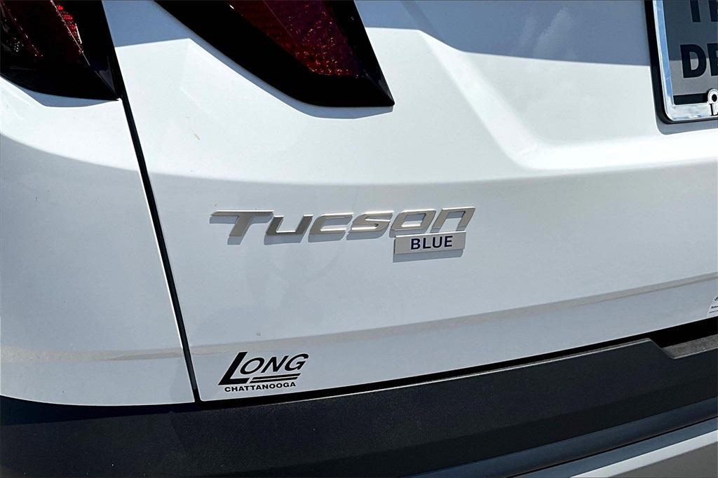 new 2025 Hyundai TUCSON Hybrid car, priced at $33,688