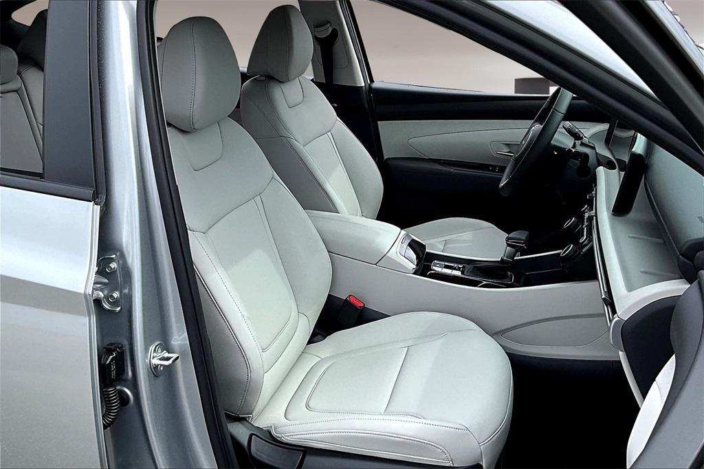 new 2025 Hyundai Tucson car, priced at $34,048