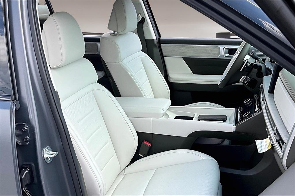 new 2025 Hyundai SANTA FE HEV car, priced at $46,051
