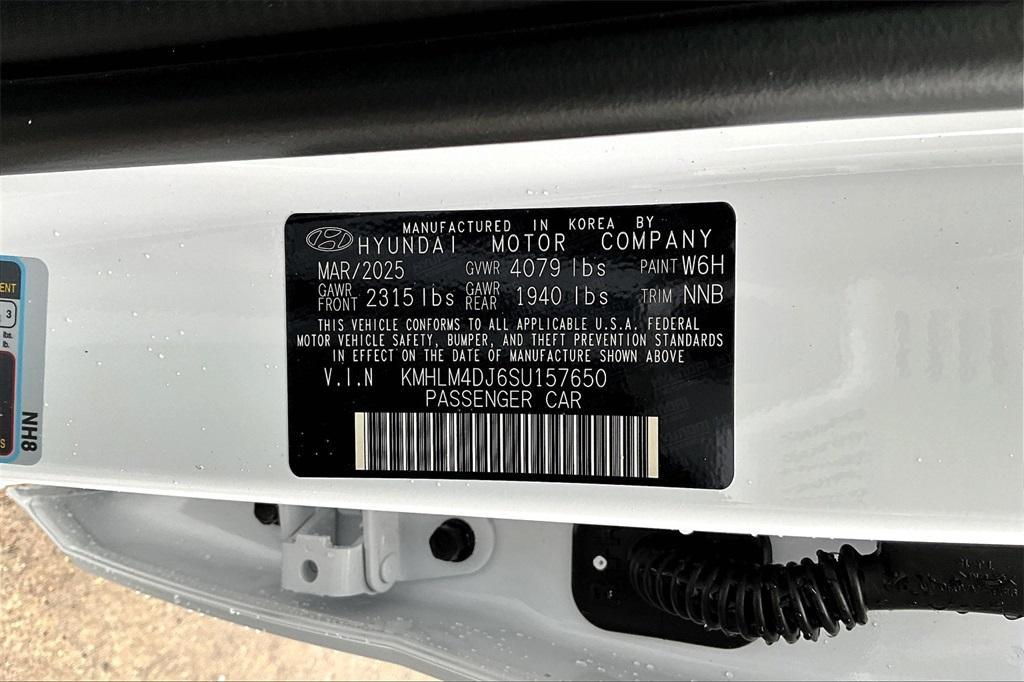 new 2025 Hyundai ELANTRA HEV car, priced at $27,333