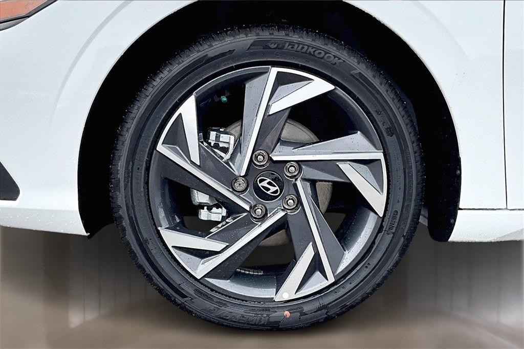 new 2025 Hyundai ELANTRA HEV car, priced at $27,333
