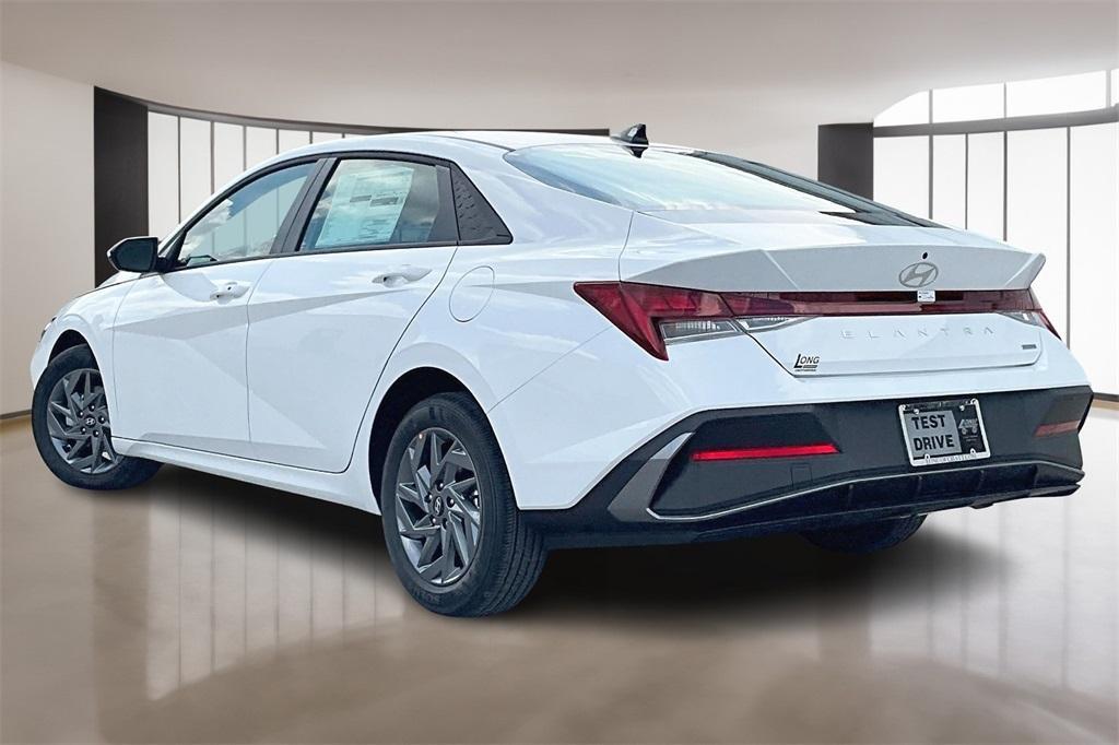 new 2025 Hyundai ELANTRA HEV car, priced at $24,738