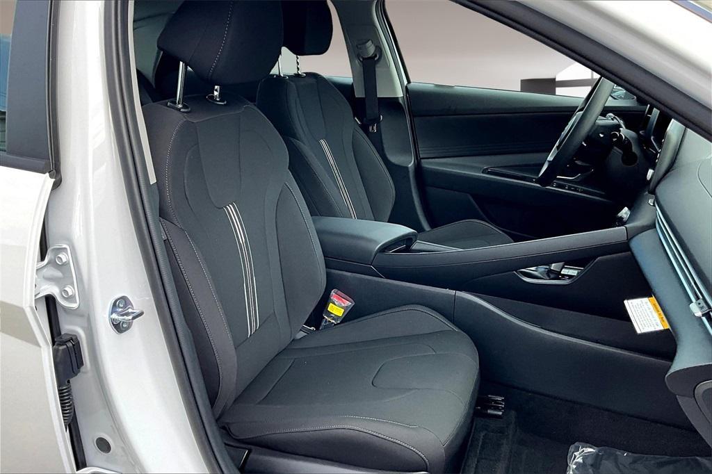 new 2025 Hyundai ELANTRA HEV car, priced at $24,738