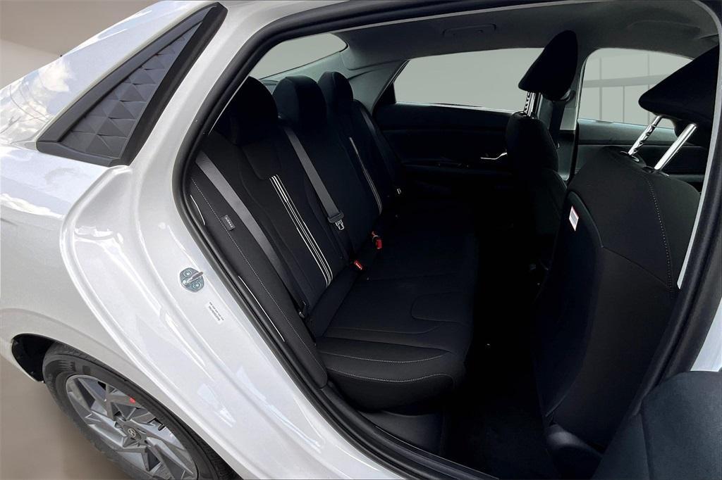 new 2025 Hyundai ELANTRA HEV car, priced at $24,738