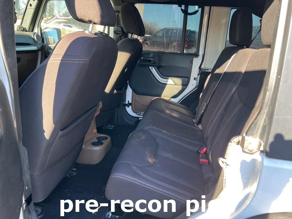 used 2014 Jeep Wrangler Unlimited car, priced at $21,900