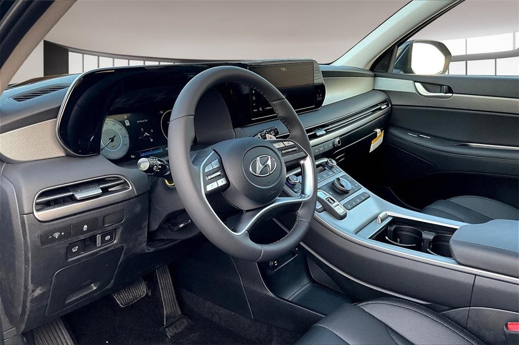 new 2025 Hyundai Palisade car, priced at $43,677