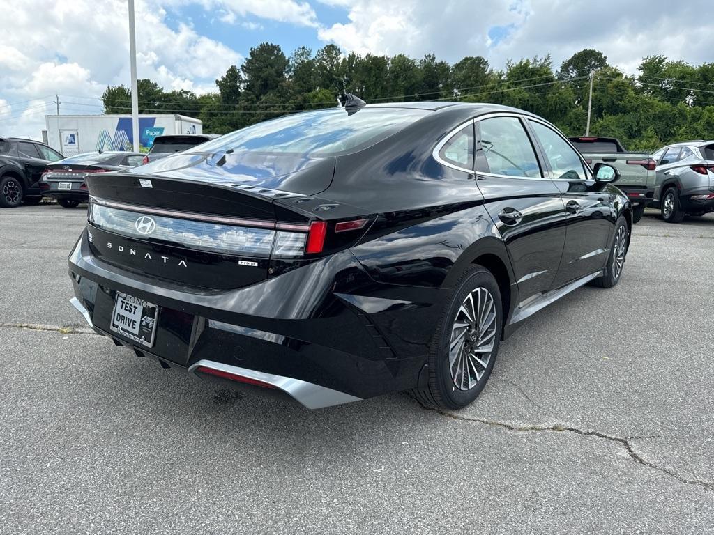 new 2024 Hyundai Sonata Hybrid car, priced at $32,535