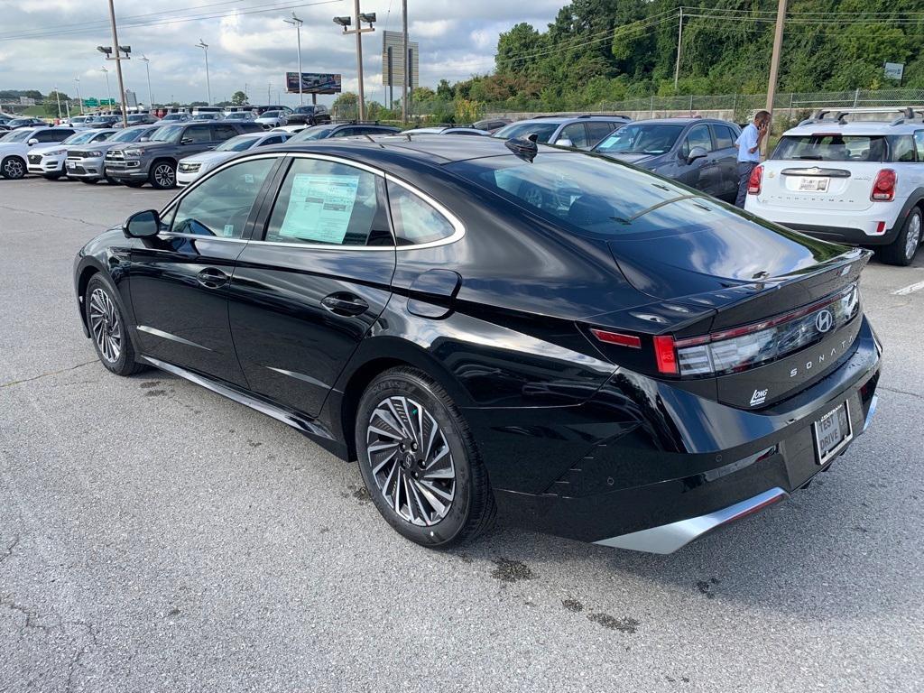 new 2024 Hyundai Sonata Hybrid car, priced at $38,910