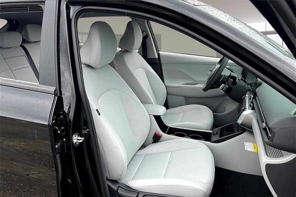 new 2025 Hyundai Kona car, priced at $26,979