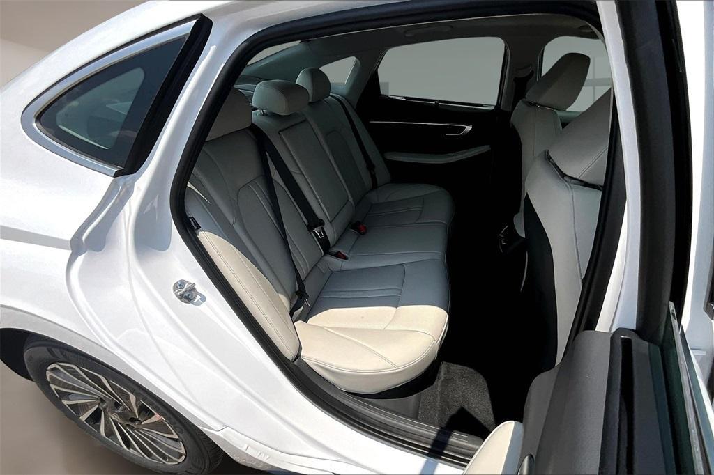new 2025 Hyundai Sonata Hybrid car, priced at $37,289