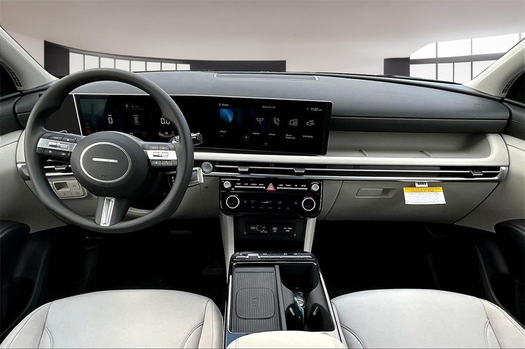 new 2025 Hyundai TUCSON Hybrid car, priced at $33,128