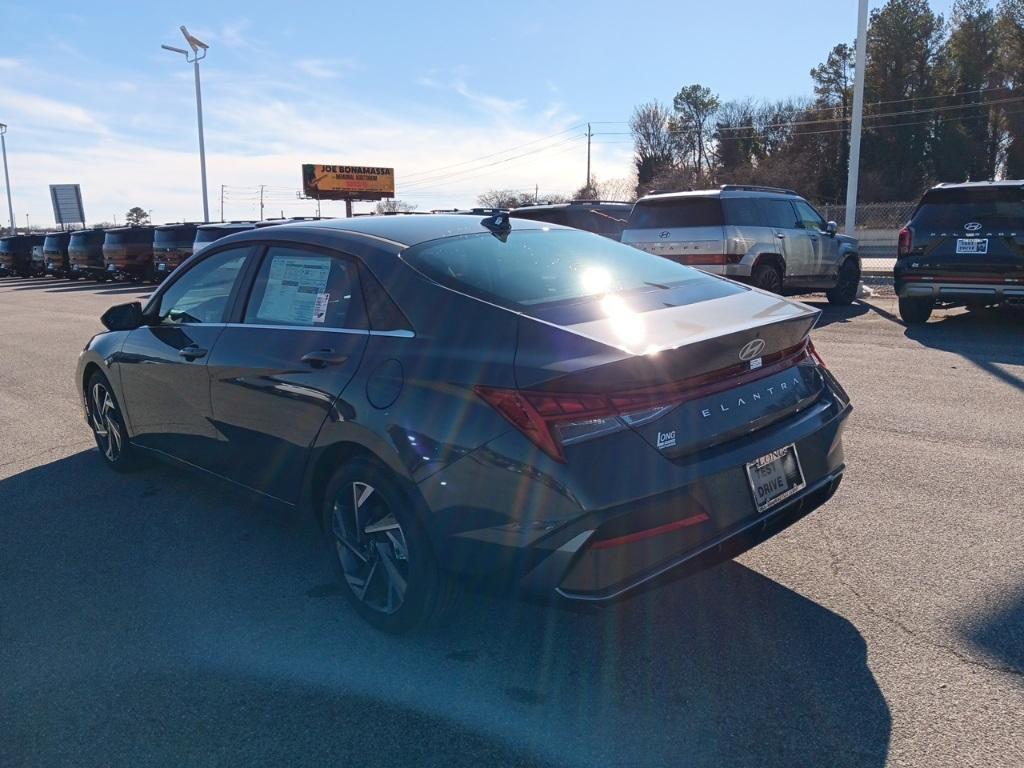 new 2025 Hyundai Elantra car, priced at $27,425