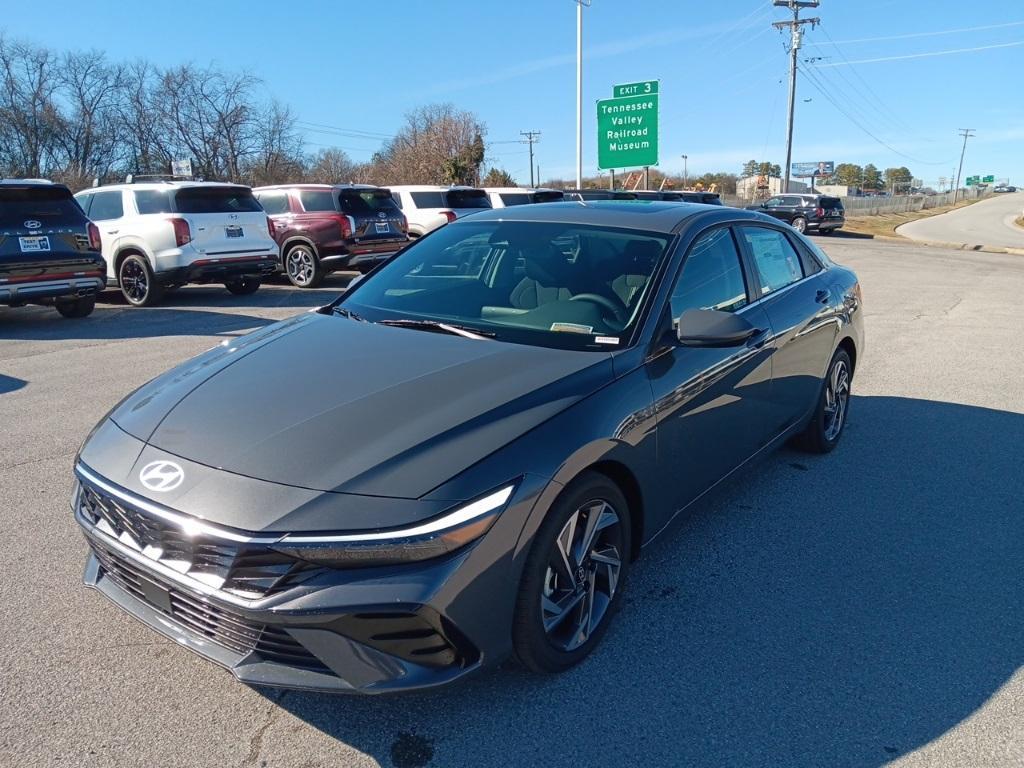 new 2025 Hyundai Elantra car, priced at $27,425