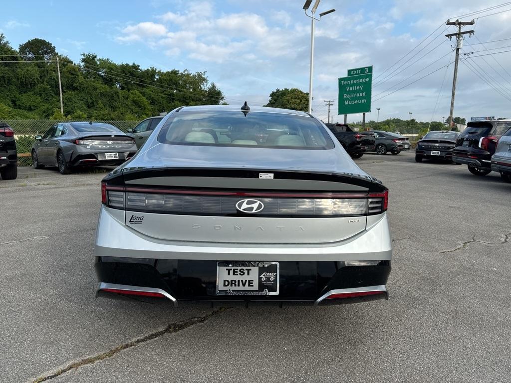 new 2024 Hyundai Sonata Hybrid car, priced at $32,535