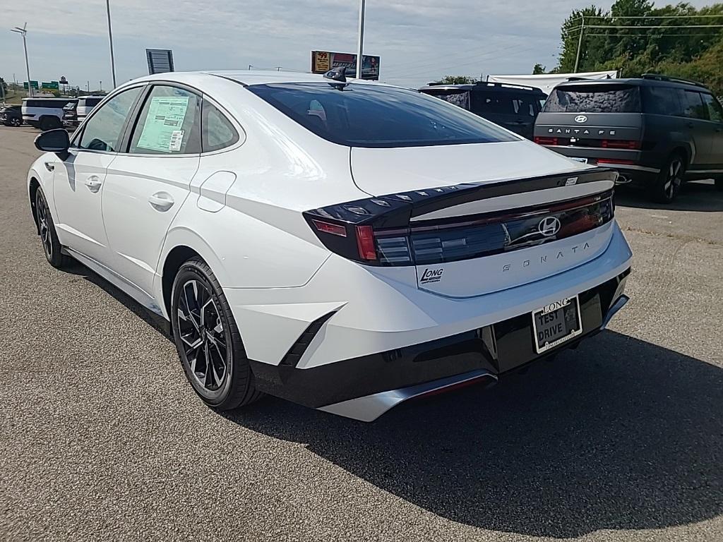 new 2024 Hyundai Sonata car, priced at $29,670