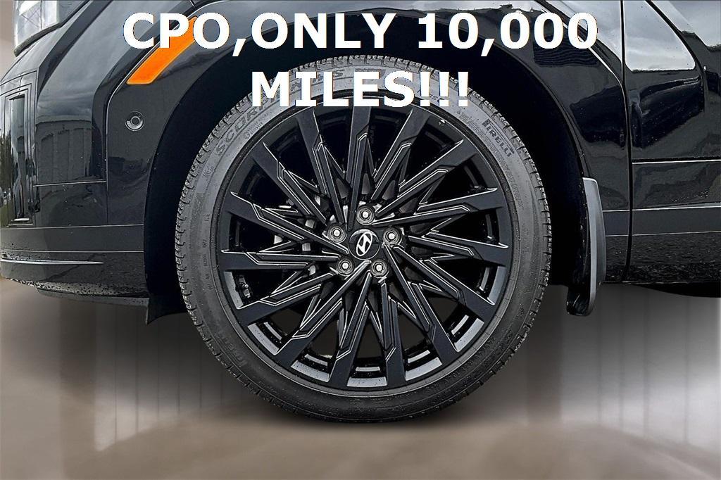 used 2024 Hyundai Santa Fe car, priced at $39,988